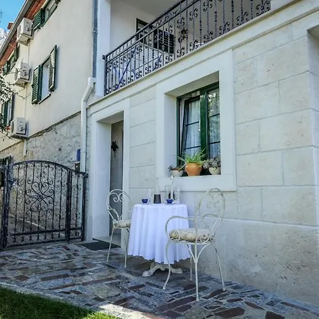 Διαμέρισμα Studio In With Terrace, Air Conditioning, Wifi 4778-3 *