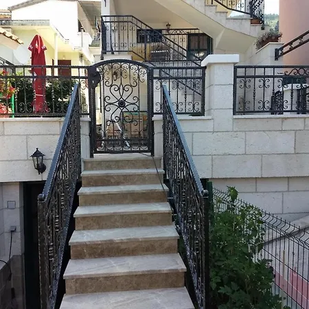 Studio In With Terrace, Air Conditioning, Wifi 4778-3 Διαμέρισμα *